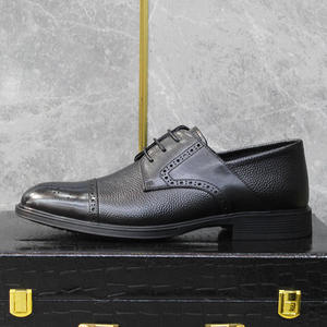 Chaussures de mariage italiennes haut de gamme pour hommes, chaussures de ville et richelieu en cuir pour hommes, luxueuses, sur mesure et fabriquées à la main. - Product Image 2
