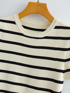 Summer Good Quality 100% Cotton Soft Women T <span class=keywords><strong>Shirt</strong></span> Crop Top Short Sleeve Round Neck Stripe <span class=keywords><strong>Tee</strong></span> <span class=keywords><strong>Shirt</strong></span> for Lady - Product Image 2
