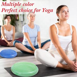 Cojín Inflable de PVC Esmerilado Rojo CZFIT, Antiexplosión, Antideslizante, Ligero, Doble Uso para Soporte de Columna Vertebral en Oficina, Yoga y Entrenamiento - Product Image 4