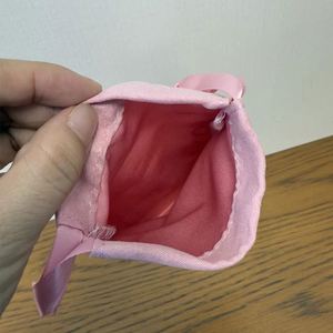 Pochette anti-poussière en toile de coton personnalisée, couleur rose, sac à cordon en coton avec rubans en soie - Product Image 2