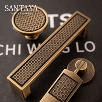 Poignée de luxe Santaya en laiton antique, bouton de tiroir et de placard en bronze pour cuisine