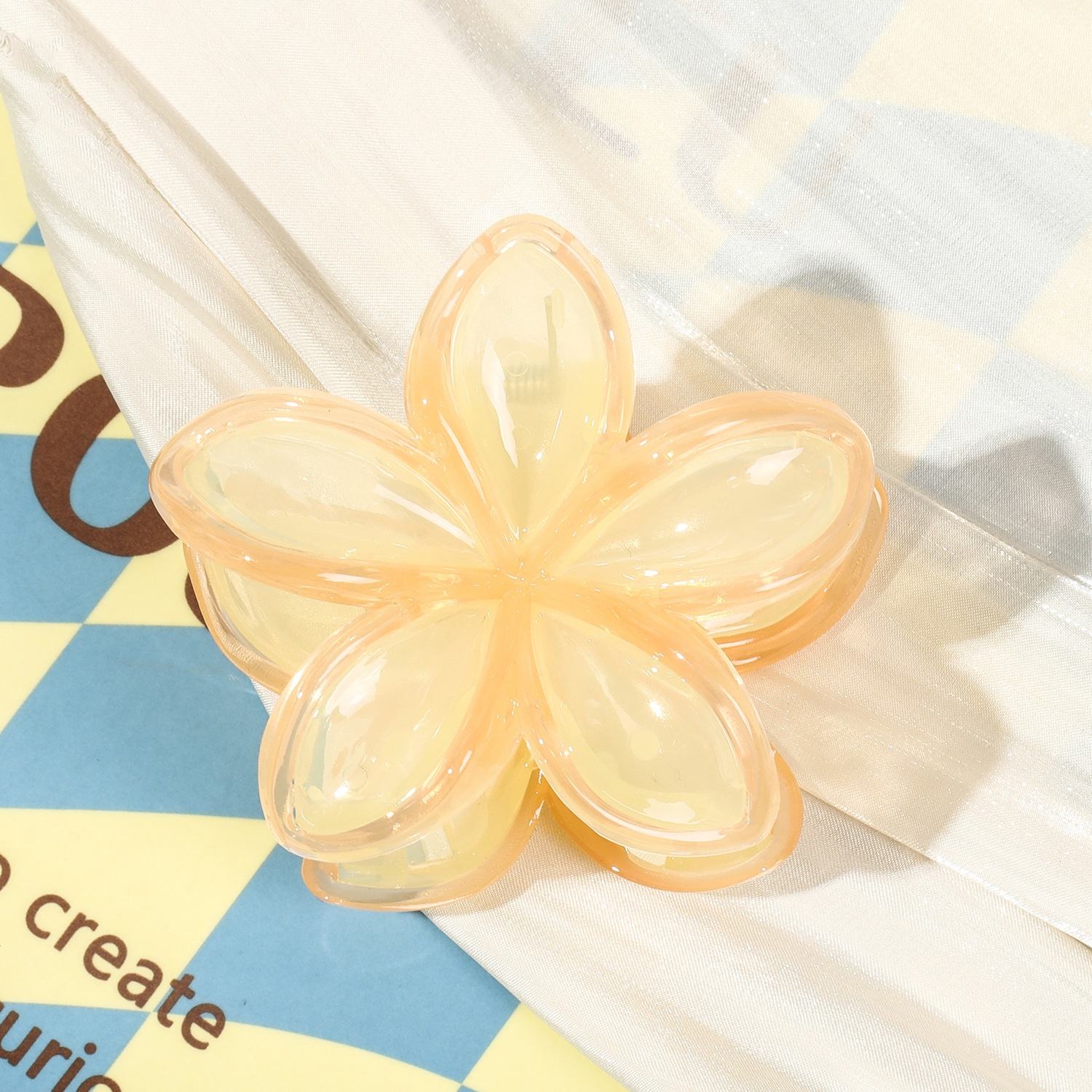 สีเหลือง