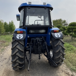 Trattore Usato NewHollOnd SNH704 in Buone Condizioni Senza Cabina per Lavori Agricoli - Product Image 2