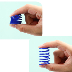ของเล่นแมวสปริงหลากสี 4 ชิ้น - ของเล่นแมวพลาสติกแบบม้วน สำหรับขายส่ง - Product Image 3