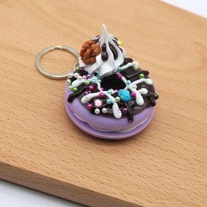 Porte-clés en acrylique en forme de donuts mignons, idéal pour les étudiants et les couples, parfait pour les cadeaux en gros. - Product Image 5