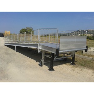 Rampa Móvil de Aluminio para Patio TM PEDANE KING120, Marco de Acero Galvanizado Manual, Capacidad de 8000 kg, Cumple con la Norma EN1398 - Product Image 3
