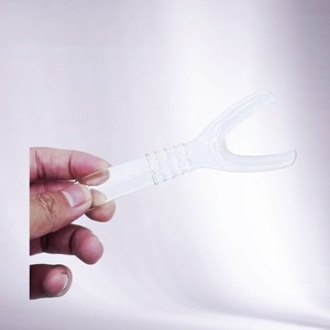 Supports cross-border Korean-style dental mouth openers, disposable dental supplies, transparent <b>plastic</b> <b>hook</b> mouth openers. - Product Image 2