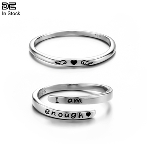 Anillo de Plata de Ley 925 con Grabado Gratuito de las Palabras 'I AM Enough Love', Juego de Anillos para Pareja con Grabado de Corazón y Ángulo - Product Image 1