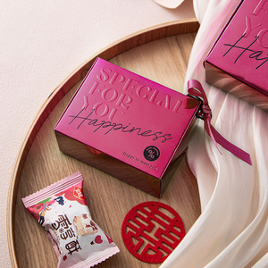 Juego <span class=keywords><strong>de</strong></span> cajas <span class=keywords><strong>de</strong></span> dulces <span class=keywords><strong>de</strong></span> boda <span class=keywords><strong>de</strong></span> gama alta rosa roja Cajas <span class=keywords><strong>de</strong></span> recuerdo vacías <span class=keywords><strong>de</strong></span> cartón Kraft elegantes Mini impresión estampada Retorno <span class=keywords><strong>de</strong></span> materiales reciclados - Product Image 3