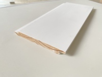 Panneaux muraux en bois massif blanc apprêté style Shiplap moderne