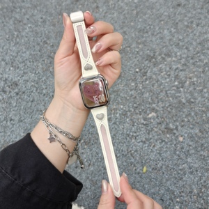 Correa de reloj de tipo magnético de cuero perforado feliz de lujo resistente al agua de repuesto de gama completa para Apple Watch. - Product Image 1