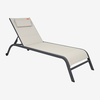 Silla Reclinable Ajustable para Exteriores con Reposacabezas y Ruedas Delanteras, Estructura Metálica, para Patio, Piscina y Jardín