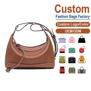 Sac bandoulière personnalisé en cuir pleine fleur authentique – Finition mate gaufrée lychee |   Idéal pour les trajets quotidiens et les voyages |   Chaud et polyvalent - Product Image 1