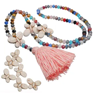 Mode feine elegante handgemachte Perlen buntes Kristallglas-Halsband für Damen Anhänger weiße Türkis Schmetterling Pullover-Kette