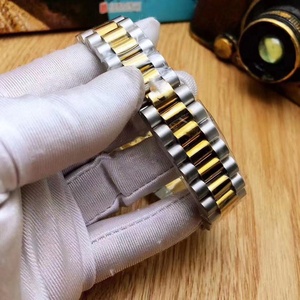 Reloj Mecánico Automático de Lujo para Hombre, Diseño Semi-Esqueleto Creativo, Correa de Acero, Resistente al Agua, con Tourbillon, OEM ODM - Product Image 2