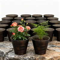 Grand pot de fleurs moderne en plastique PP, sculpté à la main, écologique, durable, léger, avec fonction d'arrosage, pour la maison