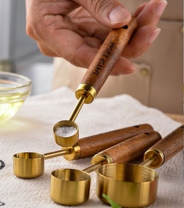 ถ้วยตวงพร้อมด้ามไม้อะคาเซียถ้วยตวงทำจากสเตนเลสสตีลชุบทองเป็นมิตรกับสิ่งแวดล้อม - Product Image 6