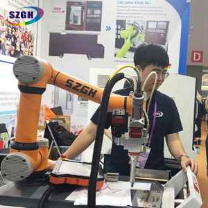 Robot collaboratif SZGH LITE 5 kg, bras de cobot 6 axes de précision pour préhension et placement, boîte de vitesses PLC en acier inoxydable pour applications industrielles - Product Image 5