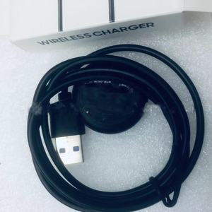 EP-OR900 OEM d'origine OR825 USB Type C <span class=keywords><strong>Watch</strong></span> <span class=keywords><strong>Chargeur</strong></span> sans fil super rapide pour <span class=keywords><strong>Galaxy</strong></span> <span class=keywords><strong>Watch</strong></span> 5 Pro 4 Classic/3/<span class=keywords><strong>Active</strong></span>/<span class=keywords><strong>Active</strong></span> <span class=keywords><strong>2</strong></span> - Product Image 3