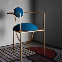 Fauteuil chic et élégant SPARKLE en velours, chaise de salle à manger luxueuse dorée