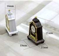 Horloge à pendule miniature rétro en résine blanche, modèle de maison de poupée 1/6 1/12, décoration pour la rentrée scolaire