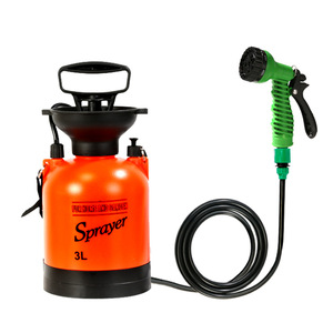 Capacité de 3L Vente d'usine Douche pour le <span class=keywords><strong>camping</strong></span> avec 7 modes de pulvérisation Bouteille de <span class=keywords><strong>bain</strong></span> extérieure pour animaux de compagnie avec pommeau de douche et tuyau amovible - Product Image 1