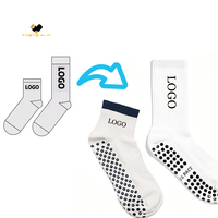 Calze Sportive in Cotone Organico Lavorato a Maglia con Design Personalizzato per Brand in Crescita, Modello Gratuito, Calze da Basket e Atletica