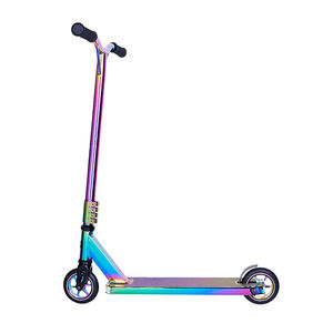 二つの合金製コアホイールを搭載したネオクロームボディの大人用プロスタントスクーター販売中 - Product Image 2