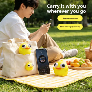 Altavoz Bluetooth con Forma de Pato, Mini Altavoz Inalámbrico TWS con Micrófono, Reproductor de Música, Juguete Antiestrés, Regalo Portátil para Niños y Adultos - Product Image 6