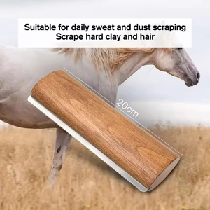 Brosse de toilettage pour chevaux en bois de 20 cm avec logo personnalisé, grattoir à sueur, peigne à curry, outil de démêlage, outils de soin pour chats et chiens - Product Image 3