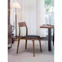 Chaises de salle à manger en bois massif de style nordique minimaliste, chaise design simple et moderne avec dossier pour utilisation en restaurant