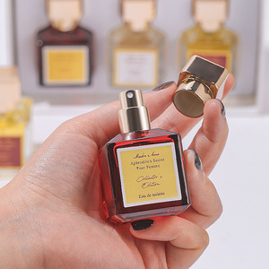 Ensemble de parfums trois pièces Yixiang pour femmes, parfum durable aux notes de rose et de fruits, secrets floraux, parfum transfrontalier pour dames, vente en gros - Product Image 5