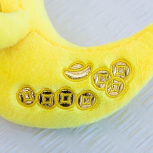 Vente en gros, produit phare : Adorable peluche banane compagnon de bureau, garnie de billes, porte-bonheur créatif, figurine décorative de bureau - Product Image 6