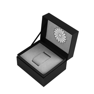 Caja <span class=keywords><strong>de</strong></span> Regalo <span class=keywords><strong>de</strong></span> Cartón Rígido <span class=keywords><strong>de</strong></span> Lujo Personalizada para Reloj Negro, Juego <span class=keywords><strong>de</strong></span> Tres Piezas con Almohada para Reloj y Almacenamiento en Cajón - Product Image 6