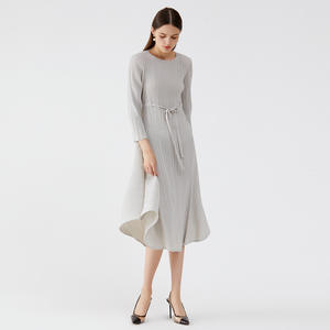 Vestido <span class=keywords><strong>de</strong></span> Mujer Nuevo <span class=keywords><strong>de</strong></span> Primavera <span class=keywords><strong>2022</strong></span>, Estilo Coreano, Color Sólido, Cuello Redondo, Estilo Francés, Delgado, Plisado, <span class=keywords><strong>de</strong></span> Longitud Media - Product Image 2