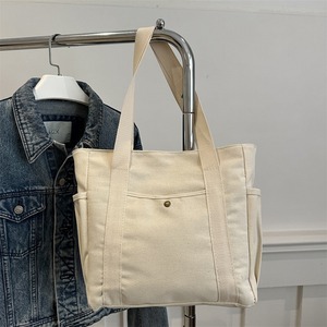 Sac fourre-tout en toile simple et polyvalent à grande capacité avec motif lettres ; Sac à bandoulière élégant et artistique pour étudiants - Product Image 2
