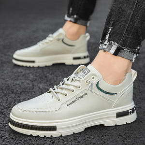 Zapatos blancos pequeños informales de verano para <span class=keywords><strong>hombre</strong></span>, zapatillas de deporte, zapatos para caminar, zapatos baratos de bajo precio para <span class=keywords><strong>hombre</strong></span> - Product Image 4