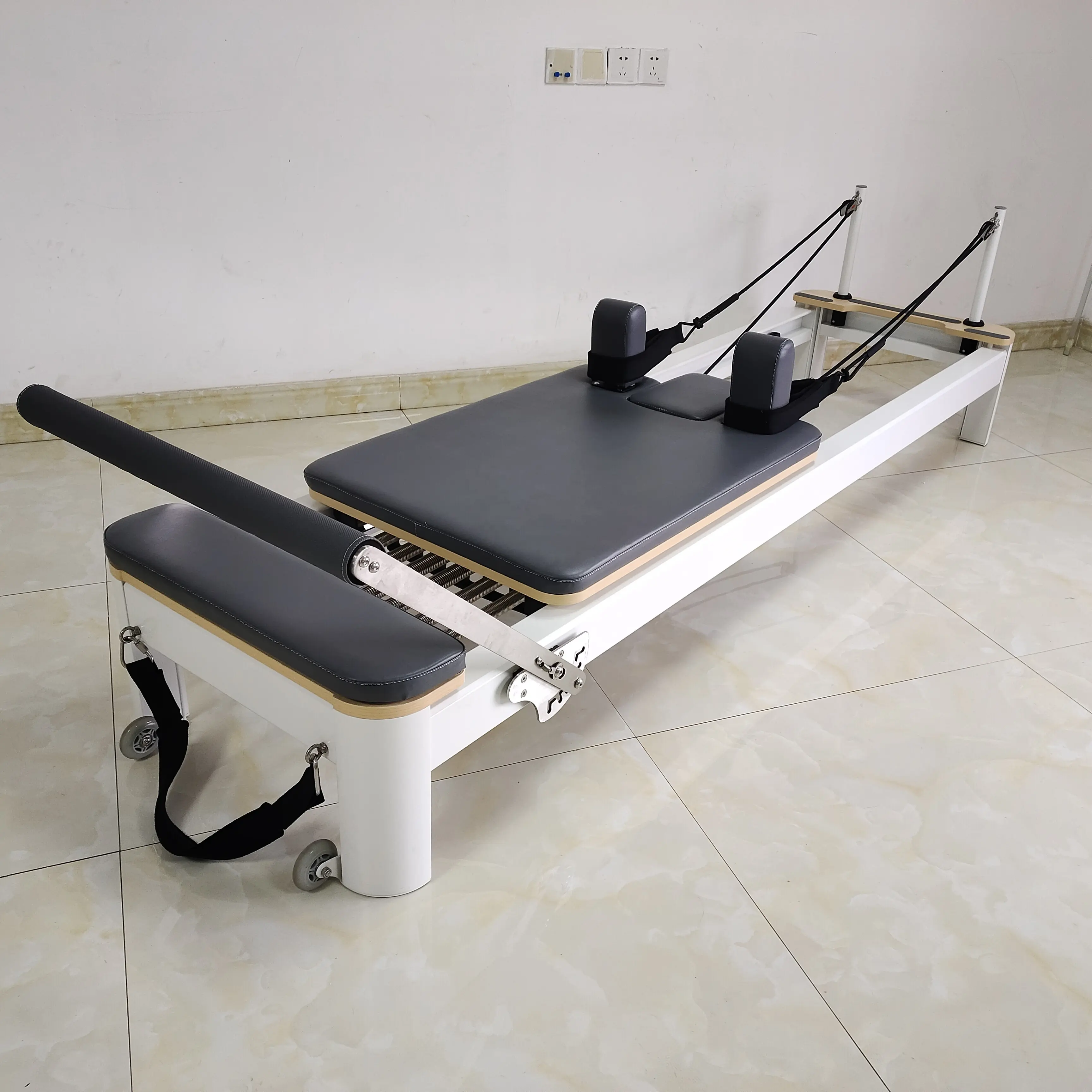 ROARFIT Gym reforming Pilates macchina in alluminio durevole metallo riformatore casa molle in alluminio bianco corea Pilates Reformer