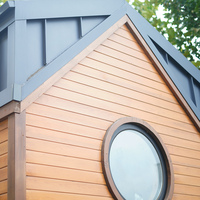 Maisonnette préfabriquée portable prête à être expédiée sur roues, design extensible avec salle de bain et cuisine, maisonnette moderne en bois sur remorque