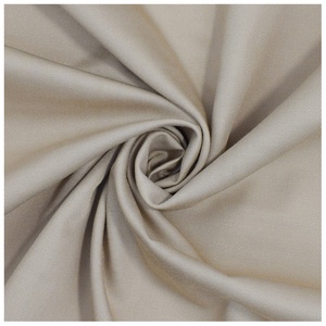 Tissu de <span class=keywords><strong>costume</strong></span> islamique en sergé uni de polyester viscose souple TR 80/<span class=keywords><strong>20</strong></span> 210 G/M tissu de <span class=keywords><strong>costume</strong></span> saoudien musulman tissu de <span class=keywords><strong>costume</strong></span> de thobe arabe - Product Image 4