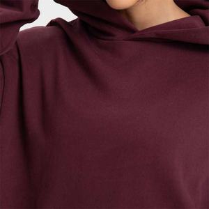 Sweat-shirts à capuche décontractés pour femmes avec logo personnalisé, manches longues de couleur unie et shorts au-dessus du genou, survêtement pour femmes - Product Image 4