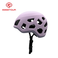 Casque d'escalade Double dans le moule