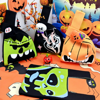 Tas Hadiah Halloween Baru, Souvenir Pesta Trick-or-Treat, Tas Permen Rajut Polyester Lipat Motif Seram dengan Bros