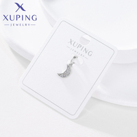 98127 XUPING Jewelry Factory, Fourniture en gros de pendentifs et breloques en forme de croissant de lune en CZ synthétique plaqué or anti-décoloration, Personnalisation et Vente en gros