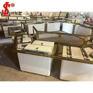 Table de présentation de bijoux haut de gamme moderne, comptoir de boutique de bijoux <span class=keywords><strong>en</strong></span> métal <span class=keywords><strong>et</strong></span> <span class=keywords><strong>verre</strong></span> de luxe, <span class=keywords><strong>vitrine</strong></span> pour magasin de bijoux - Product Image 6