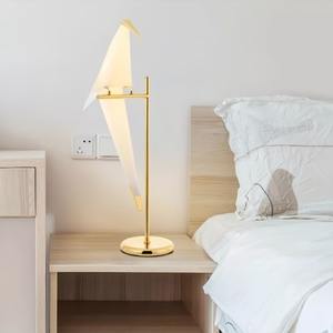 Lampe sur pied créative en acrylique en forme de grue nordique pour salon, chambre à coucher, décoration intérieure, lampe sur pied dorée - Product Image 2