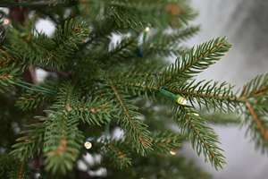 Árbol de Navidad Artificial Realista Personalizado y Popular para Interiores y Exteriores - Product Image 2