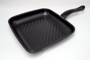 Các loại khác nhau của màu đen không dính thép carbon Fry Grill Pan Set với tay cầm bằng gỗ - Product Image 5