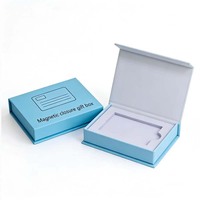Boîte d'emballage de luxe robuste en papier avec logo personnalisé et marquage à chaud pour cartes de visite, cartes bancaires et cartes de membre, avec doublure, vente en gros