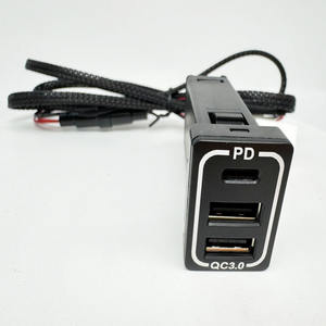 Pengisi Daya Mobil 3 Port 2 QC3.0+Tipe-C Soket Mobil Adaptor PD Pengisi Daya Cepat USB Ganda Pengisi Daya Ponsel Pengisi Daya Cepat untuk TOYOTA - Product Image 1